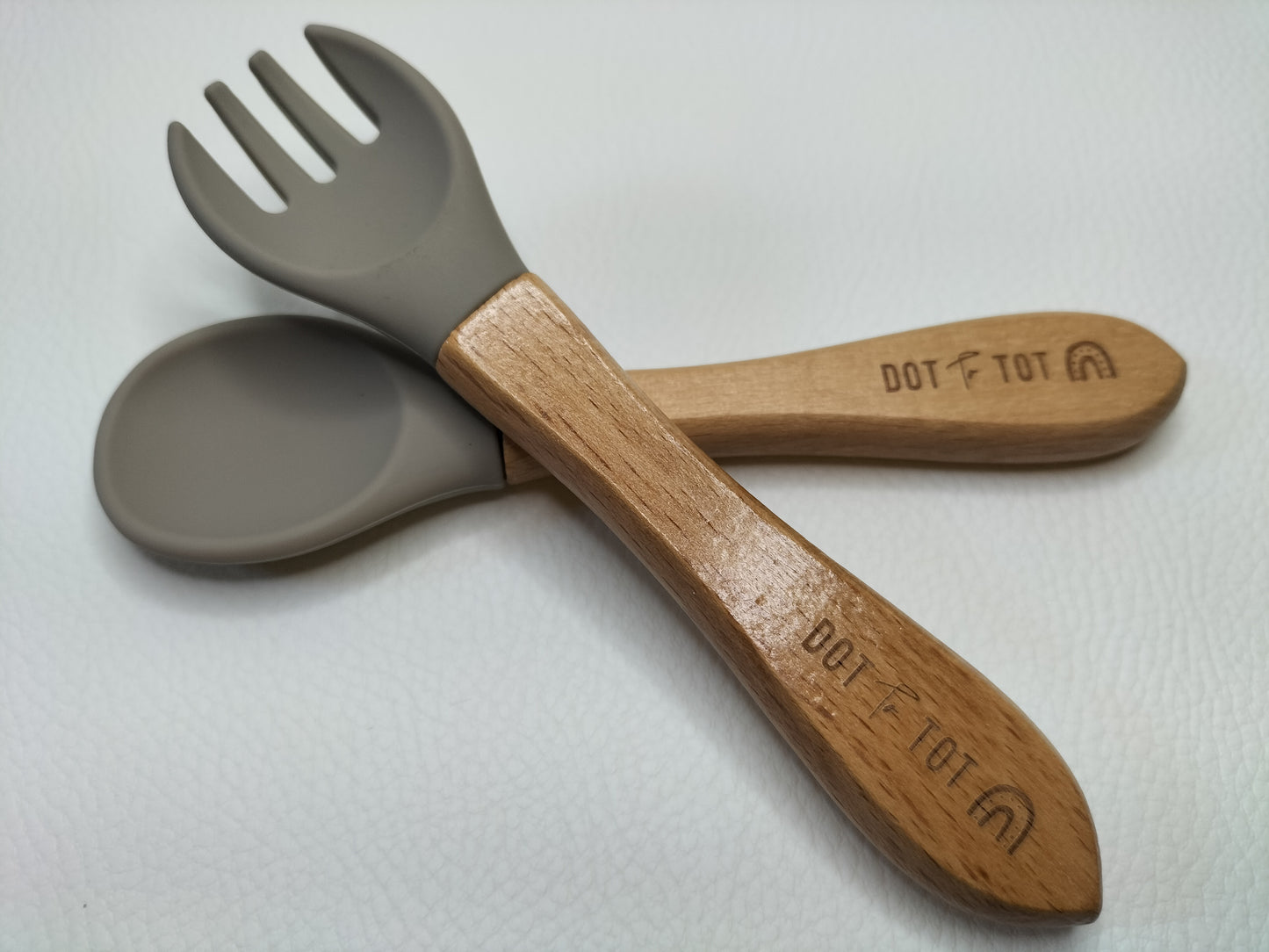 WOODEN HANDLE SILICONE FORK & SPOON SET