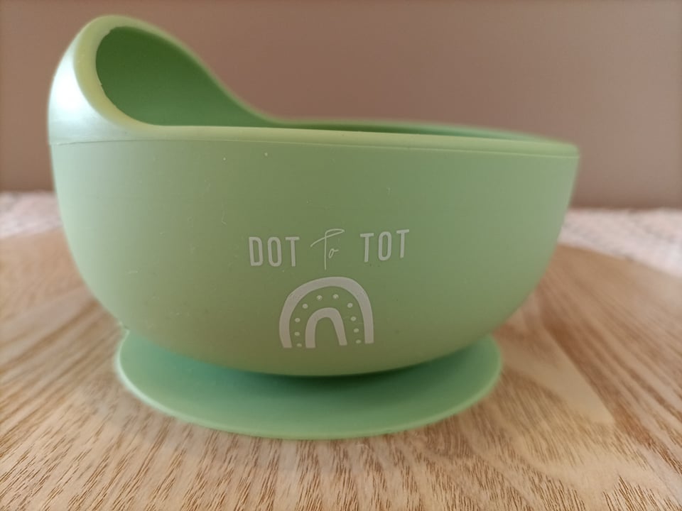 SILICONE BOWL WITH SUCTION