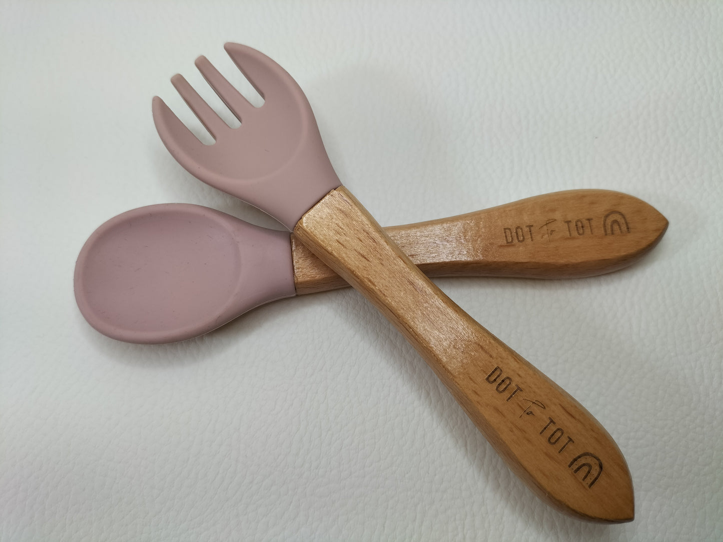 WOODEN HANDLE SILICONE FORK & SPOON SET