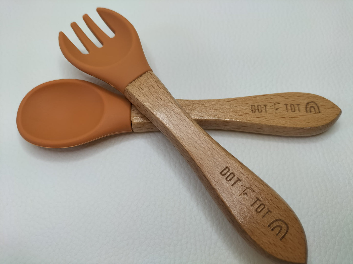 WOODEN HANDLE SILICONE FORK & SPOON SET