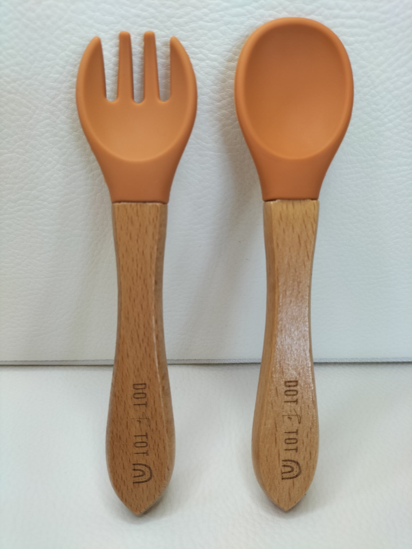 WOODEN HANDLE SILICONE FORK & SPOON SET